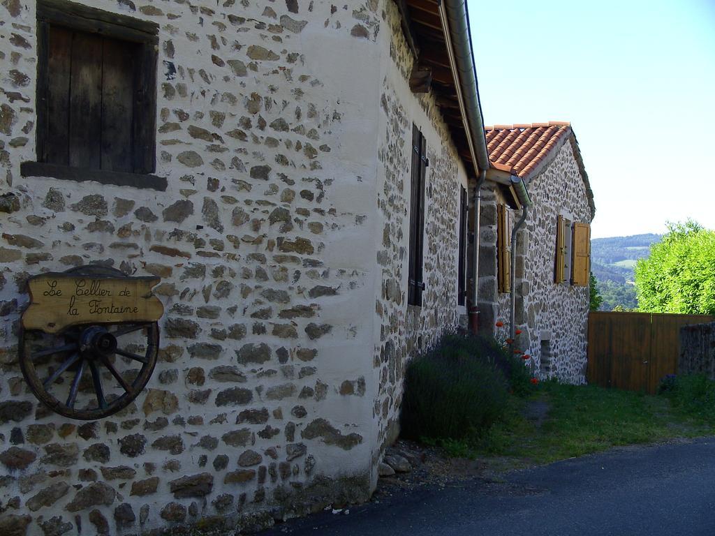 Cellier De La Fontaine Villa Saint-Georges-en-Couzan Szoba fotó